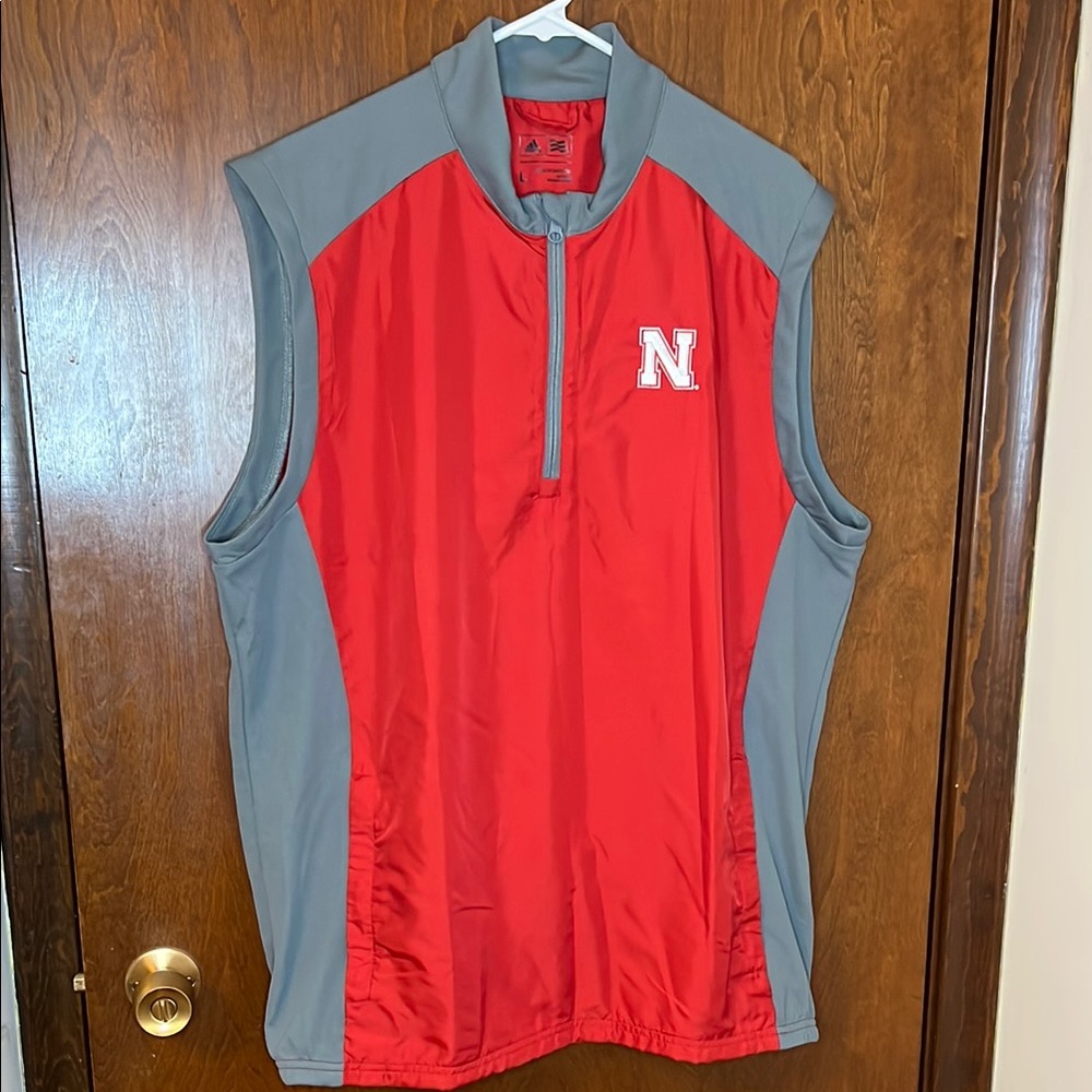 Adidas Men’s Red Nebraska Huskers Sleeveless Windbreaker | Size Large | Like New